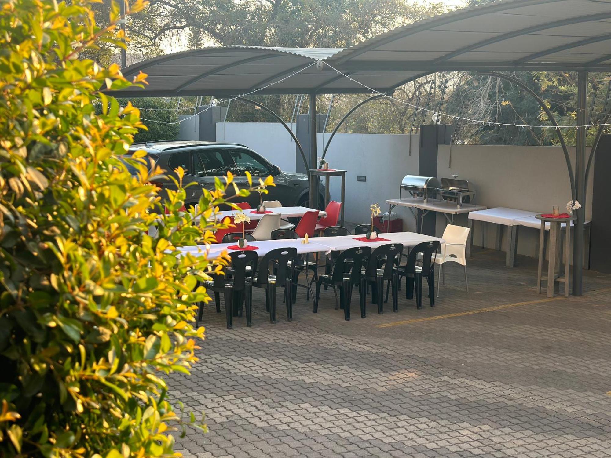 Aqua Stone Guest House Mbombela Buitenkant foto