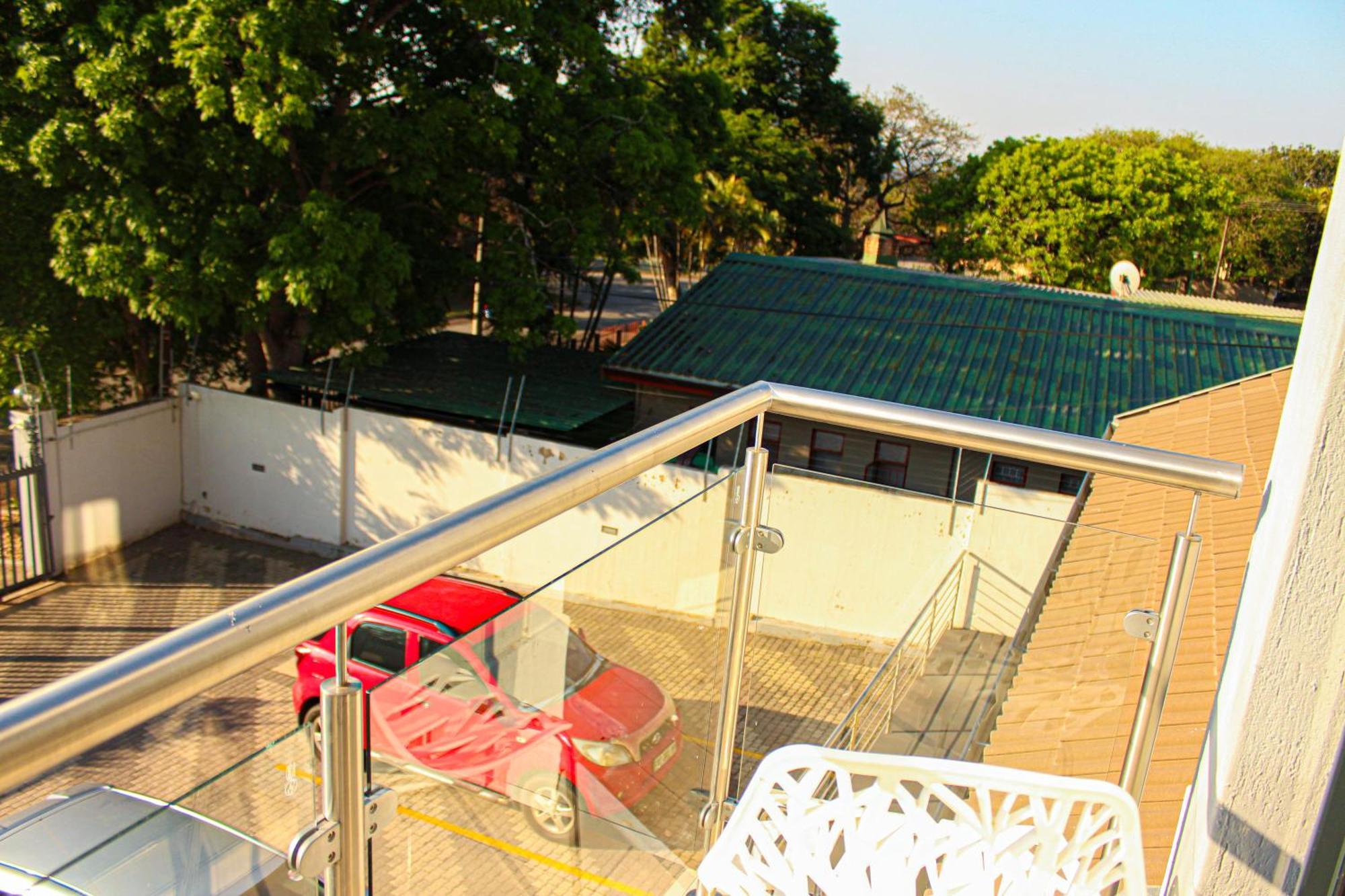 Aqua Stone Guest House Mbombela Buitenkant foto