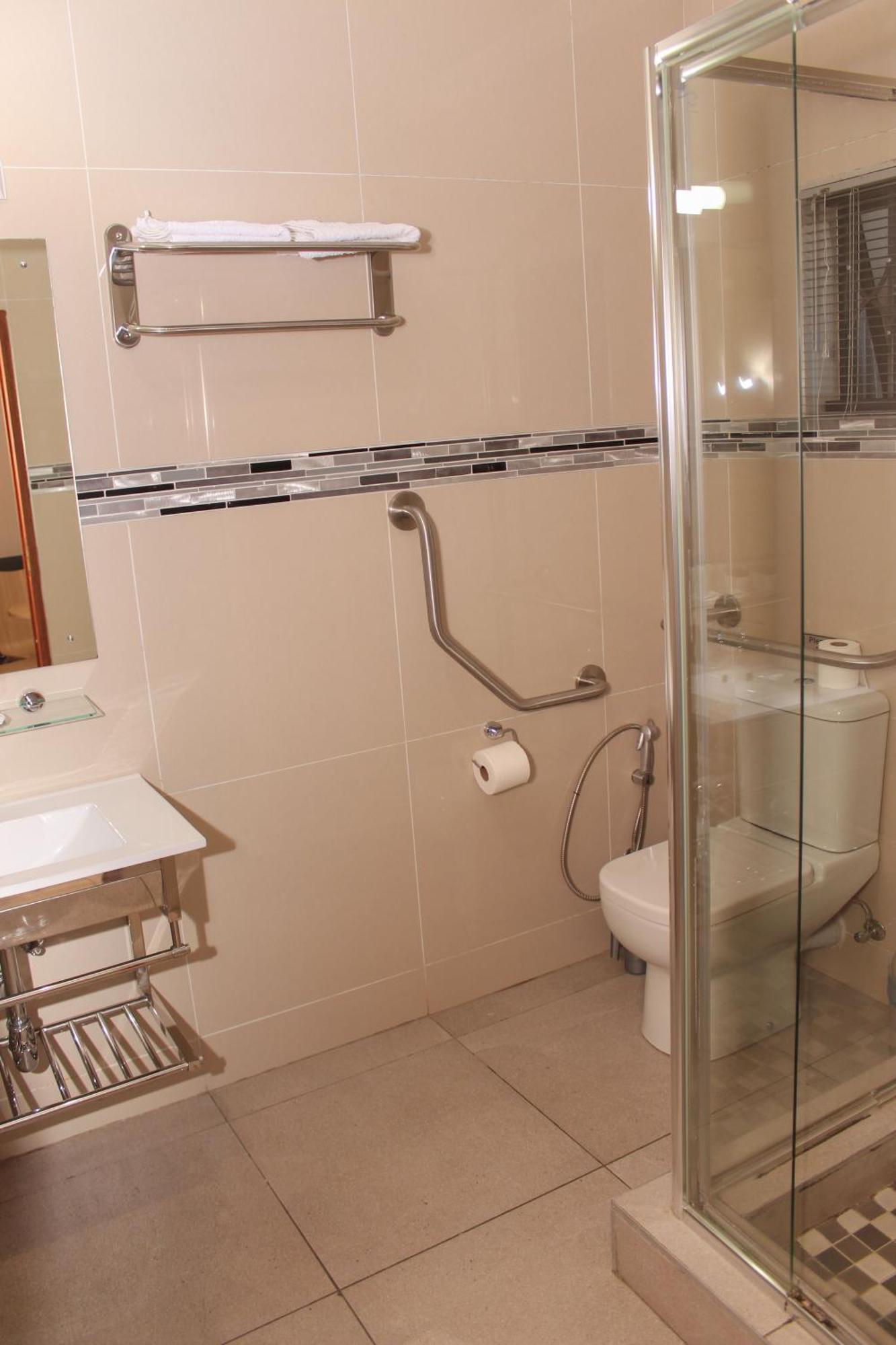 Aqua Stone Guest House Mbombela Buitenkant foto