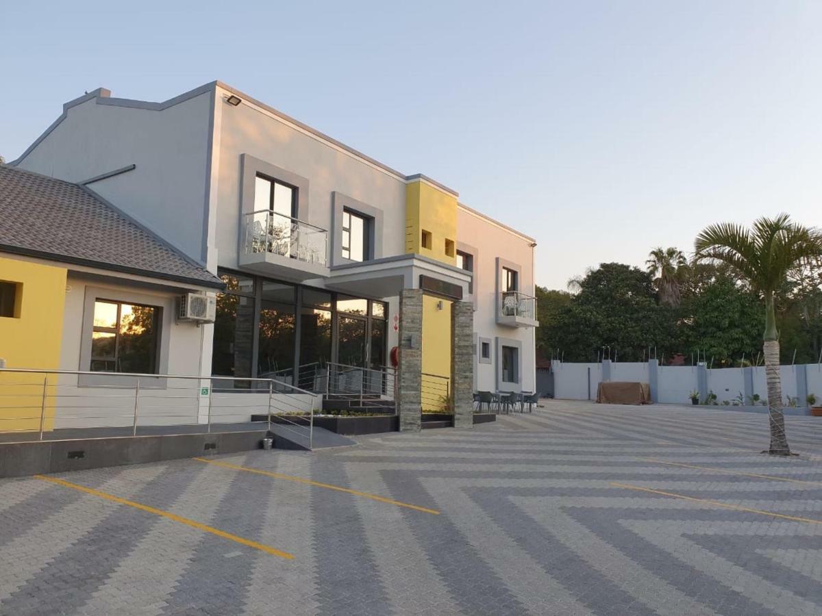 Aqua Stone Guest House Mbombela Buitenkant foto